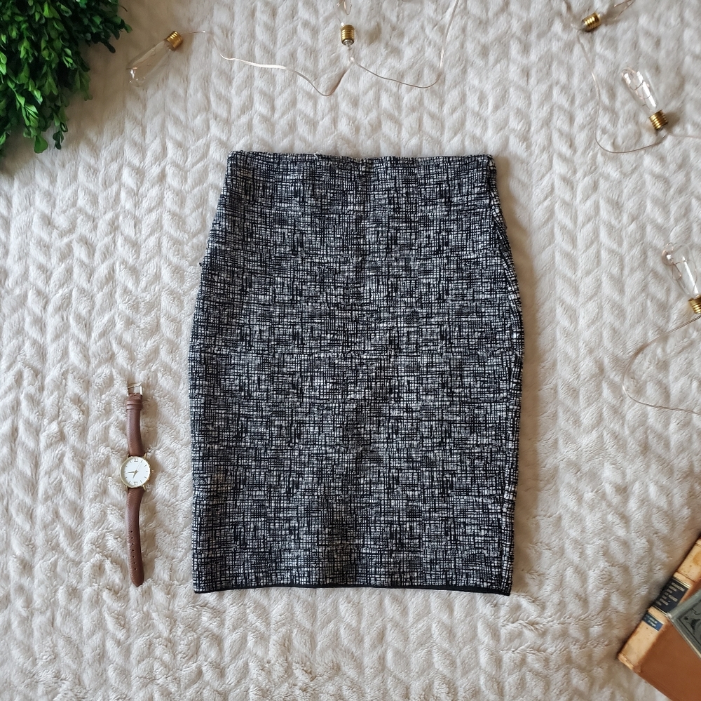 Black and Grey and White Pencil skirt
